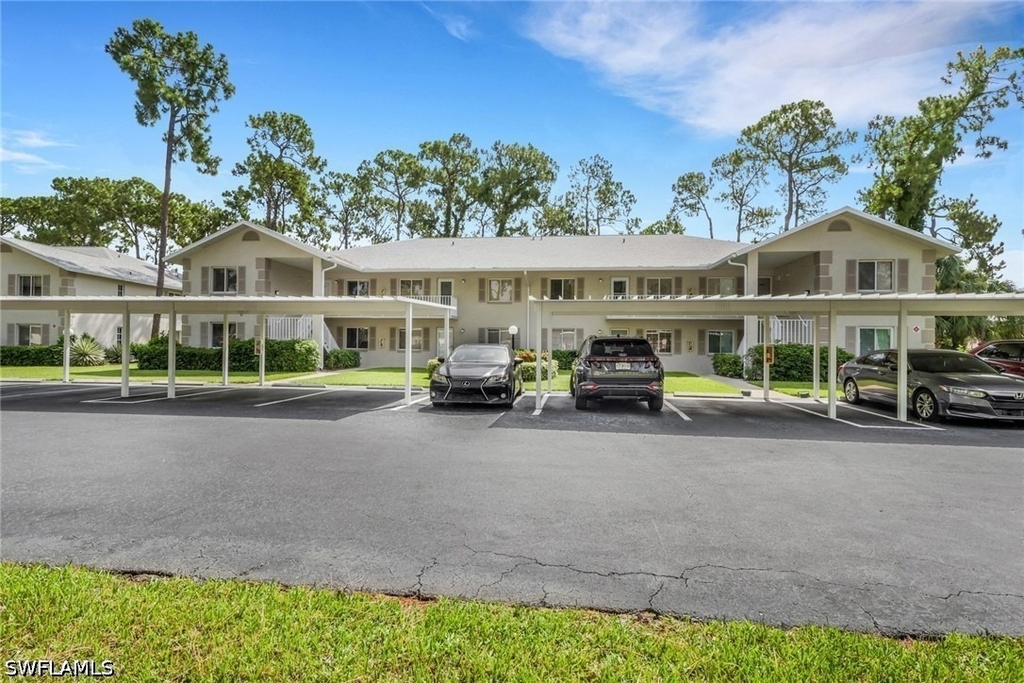 800 Augusta Boulevard - Photo 1