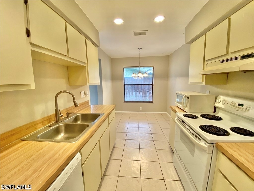 13128 Langton Court - Photo 10