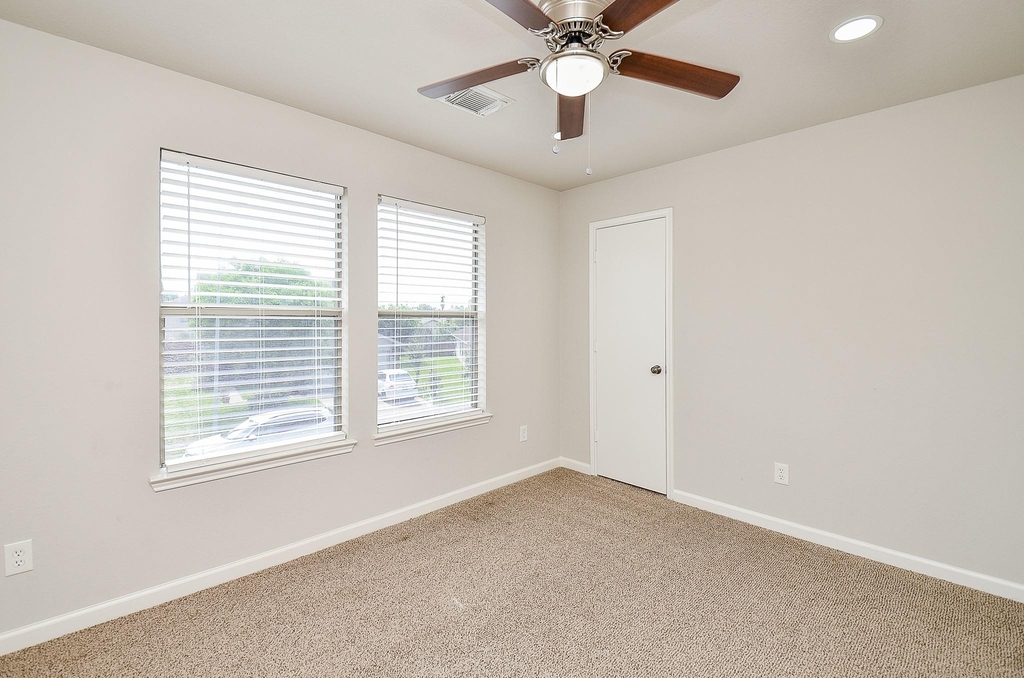 13410 Cricklewood Creek Lane - Photo 25