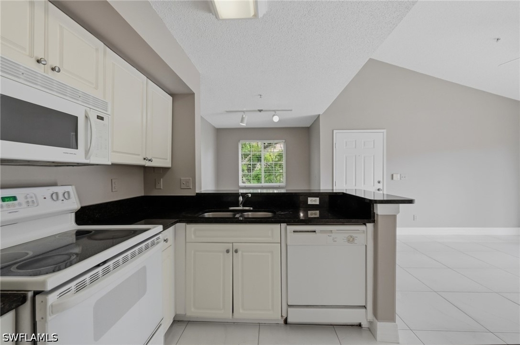 1265 Wildwood Lakes Boulevard - Photo 23