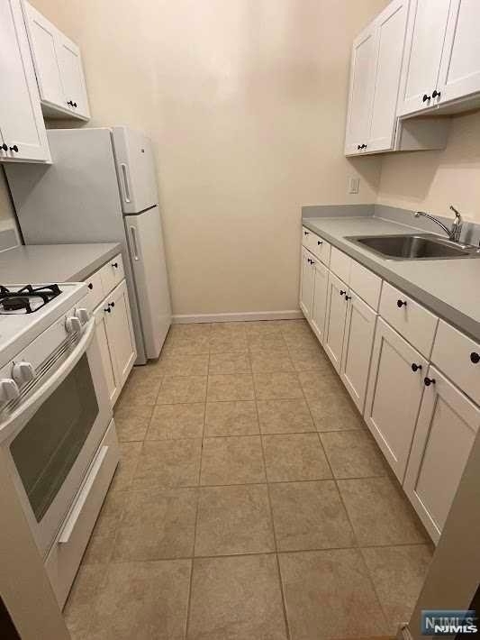 636 Godwin - Photo 3