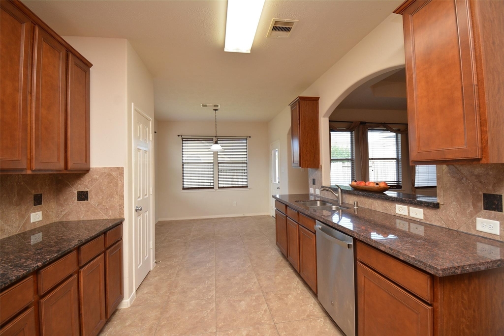 26114 Silver Timbers Lane - Photo 9