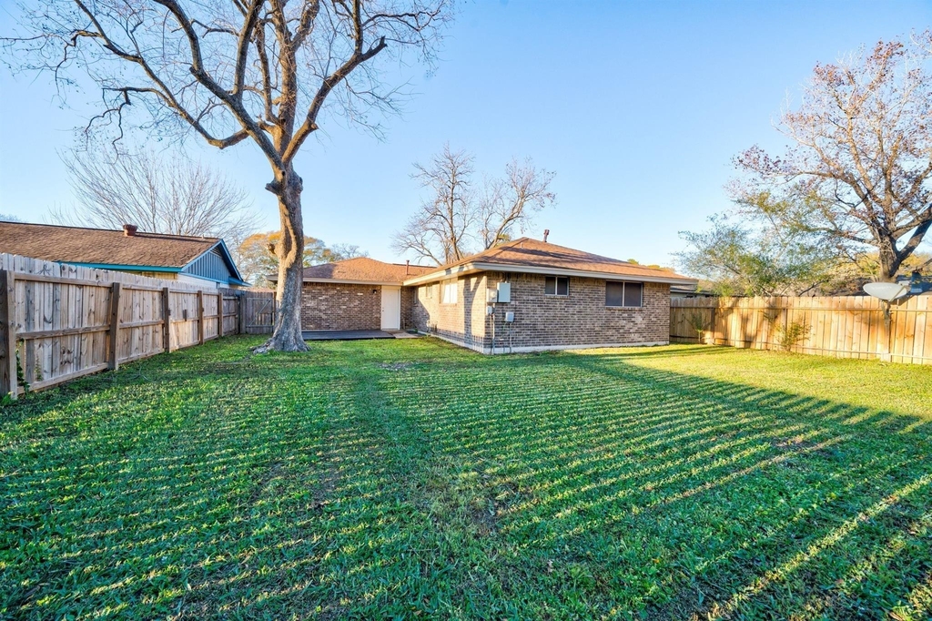 6331 Oaknut Drive - Photo 15