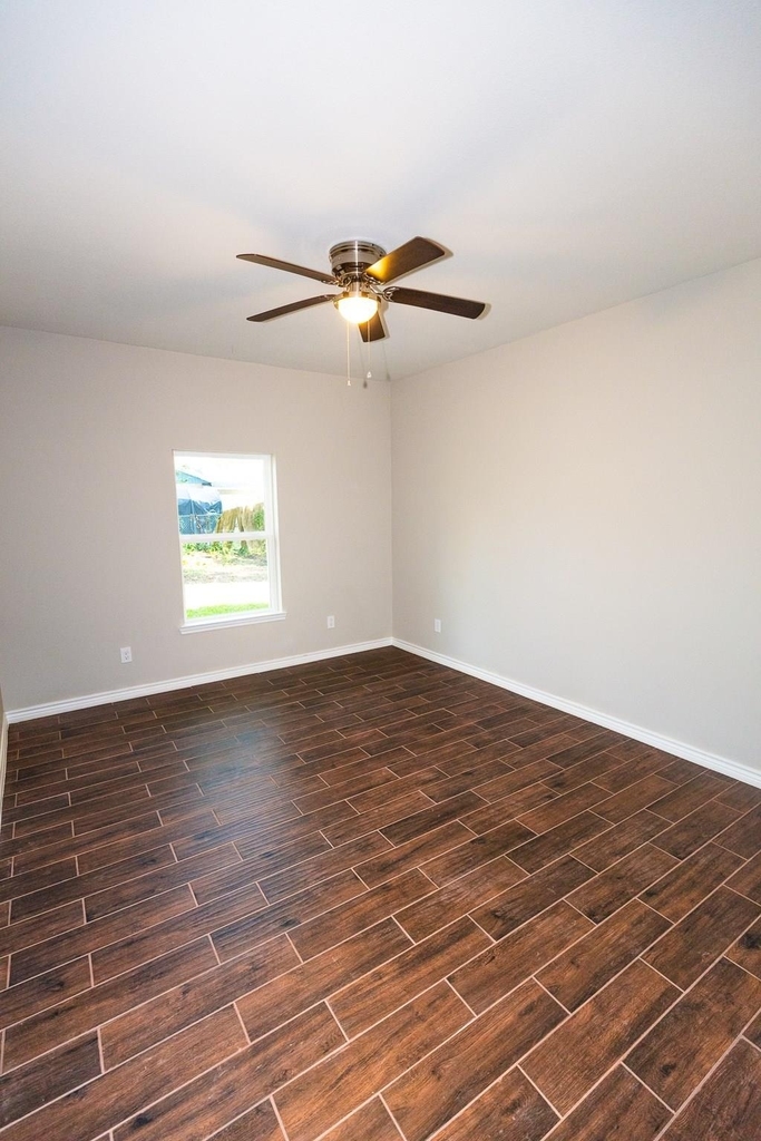 507 E Foley Street - Photo 17