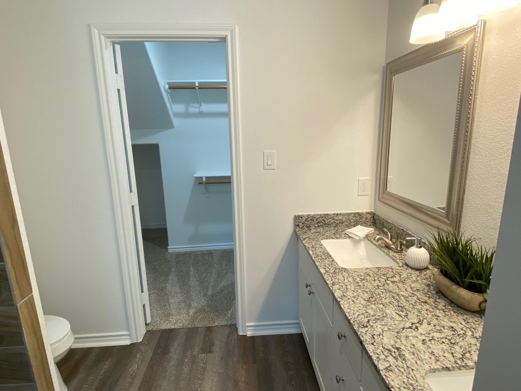 24029 Wildwood - Photo 14