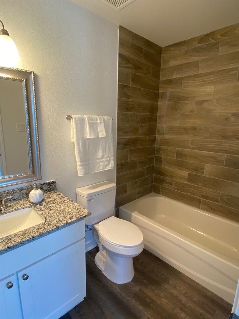 24029 Wildwood - Photo 18