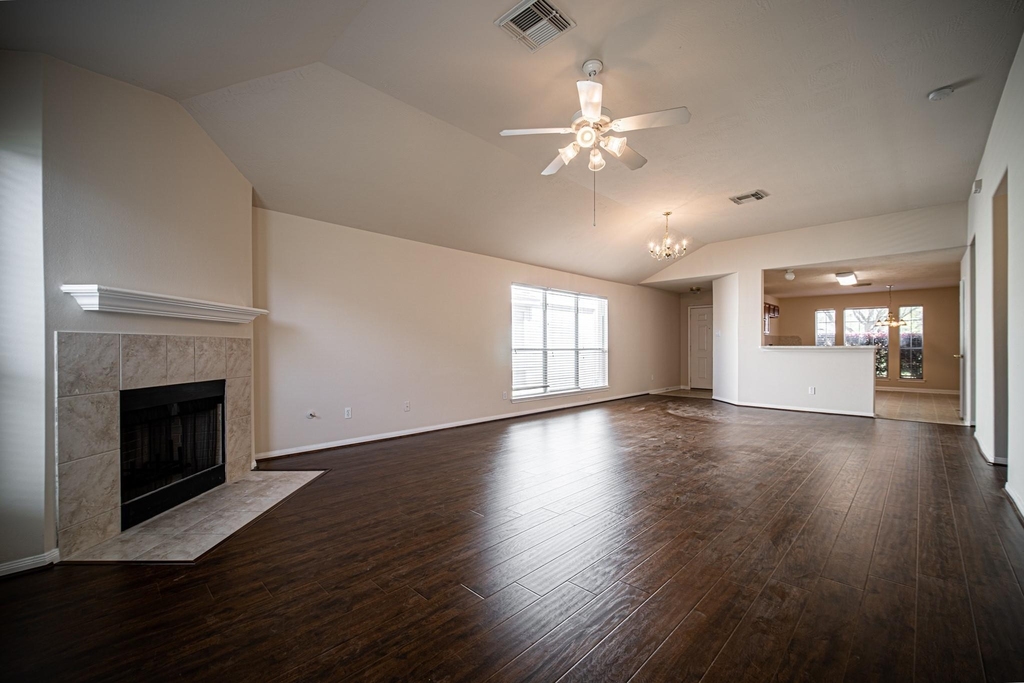 3610 Liberty Square Trail - Photo 3