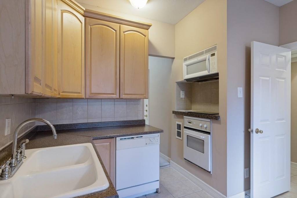 4110 Woodhead Street - Photo 4