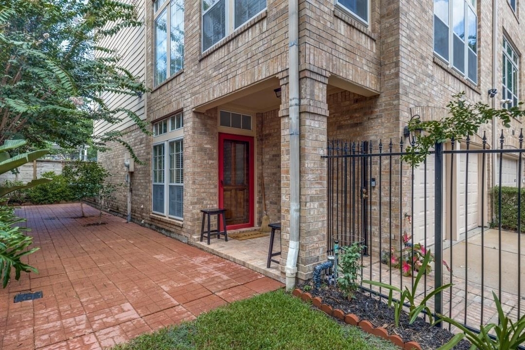 4110 Woodhead Street - Photo 17