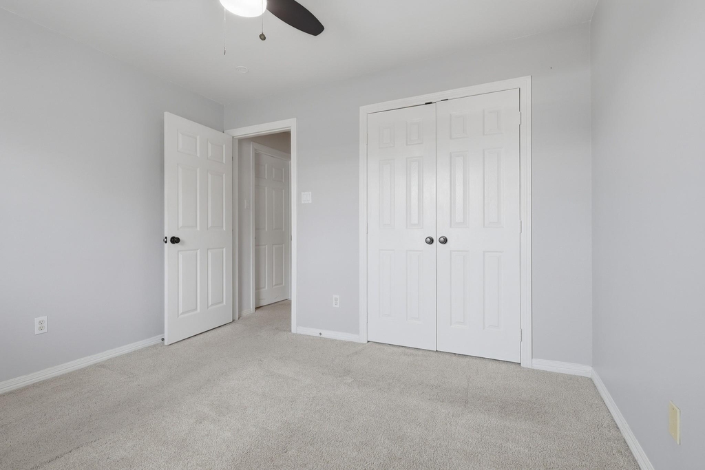 9419 Stonehouse Lane - Photo 6