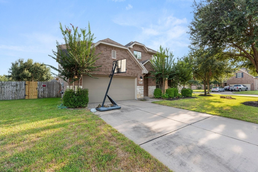 25915 Lockspur Court - Photo 4
