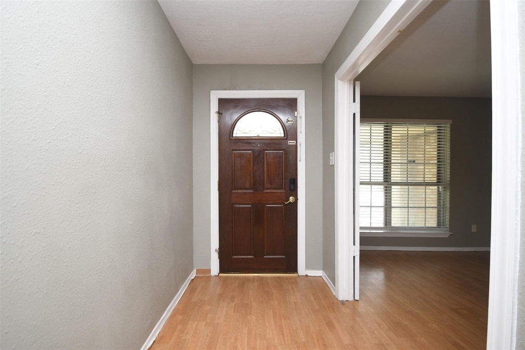 510 Chambly Drive - Photo 4
