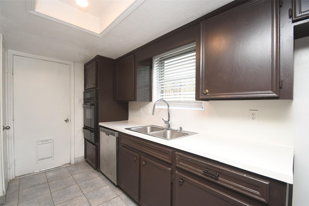 510 Chambly Drive - Photo 36
