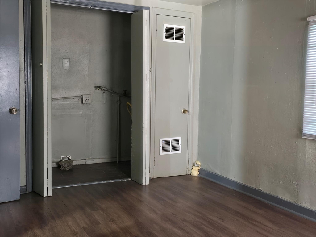 4609 Dabney Street - Photo 2