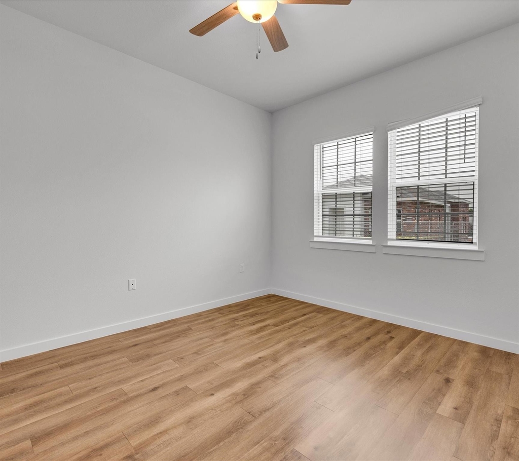 2709-716 Rockhill Road - Photo 11
