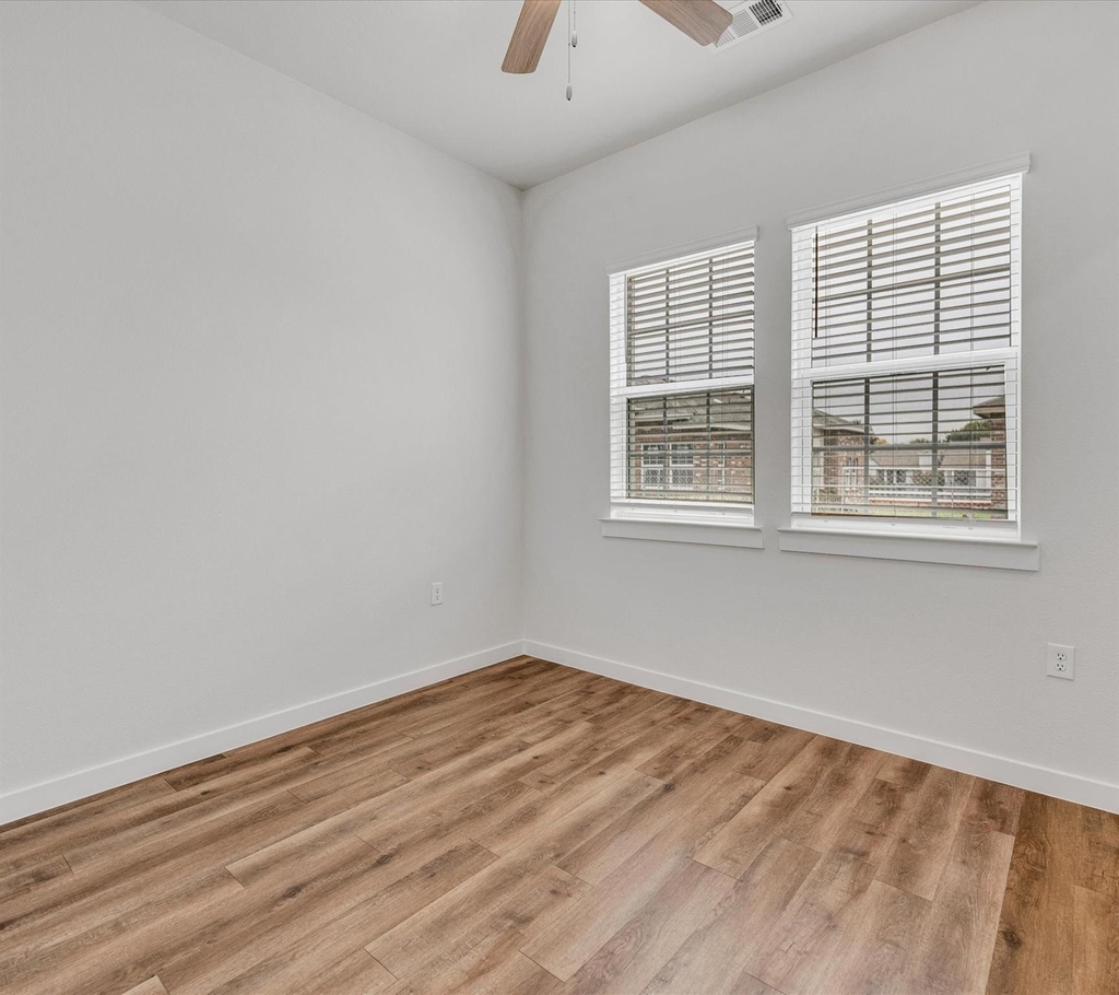 2709-716 Rockhill Road - Photo 8