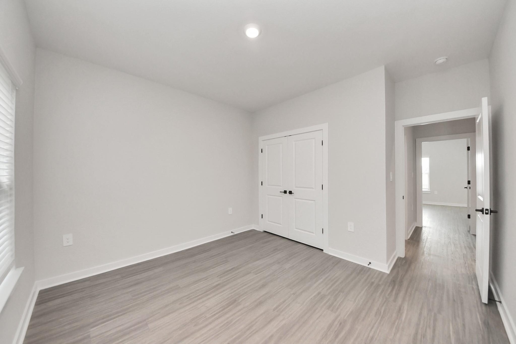 7711 Longmire Road - Photo 22
