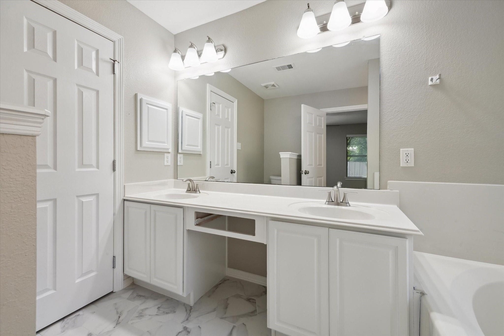 1206 Halls Bridge - Photo 7