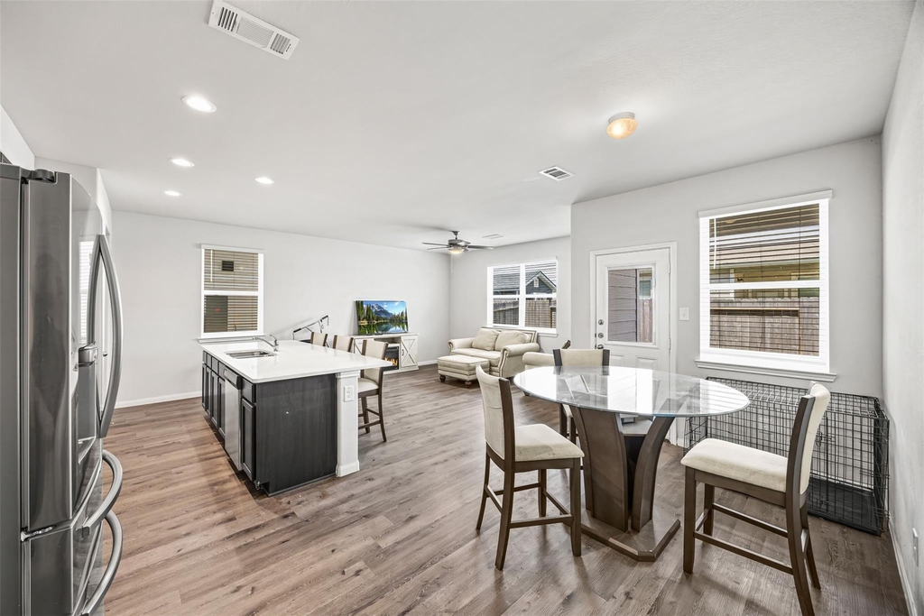 3919 Faletti Drive - Photo 4
