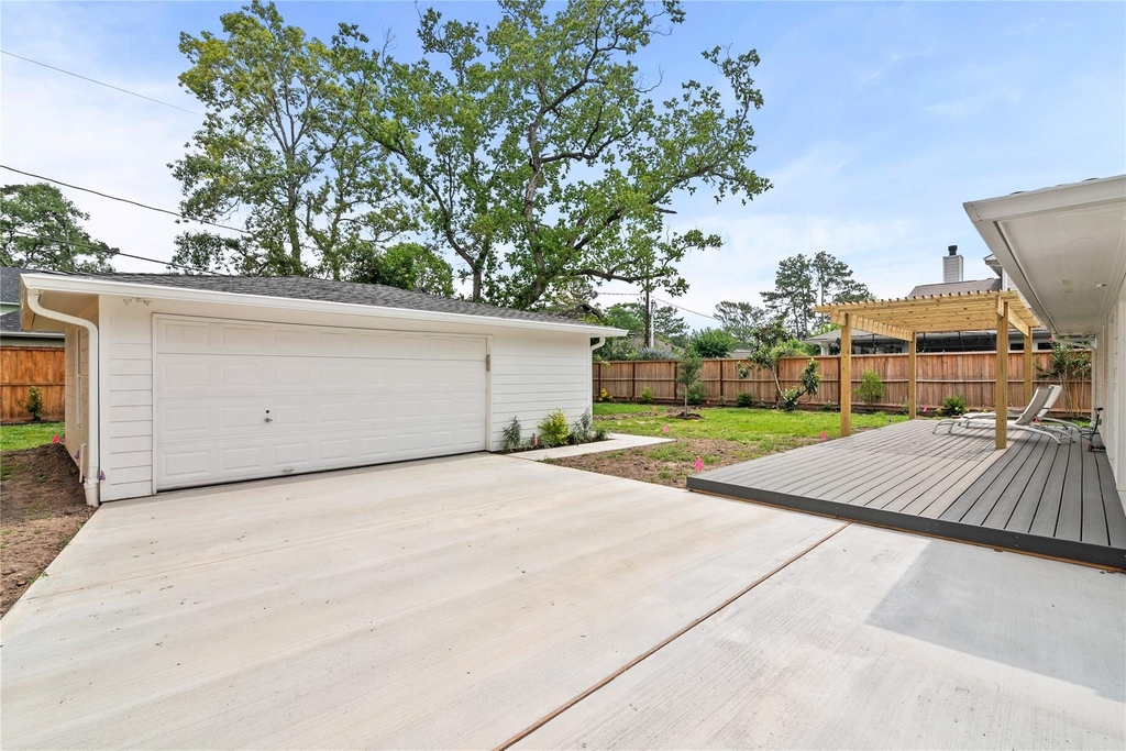 312 W 31st Street - Photo 33
