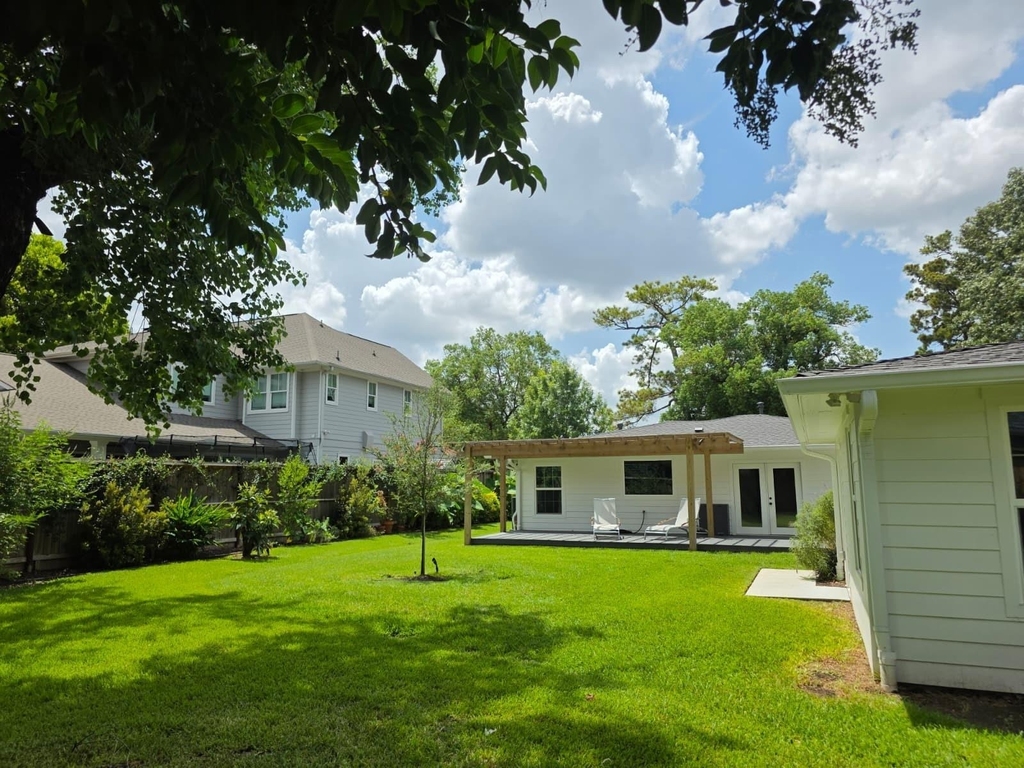 312 W 31st Street - Photo 44