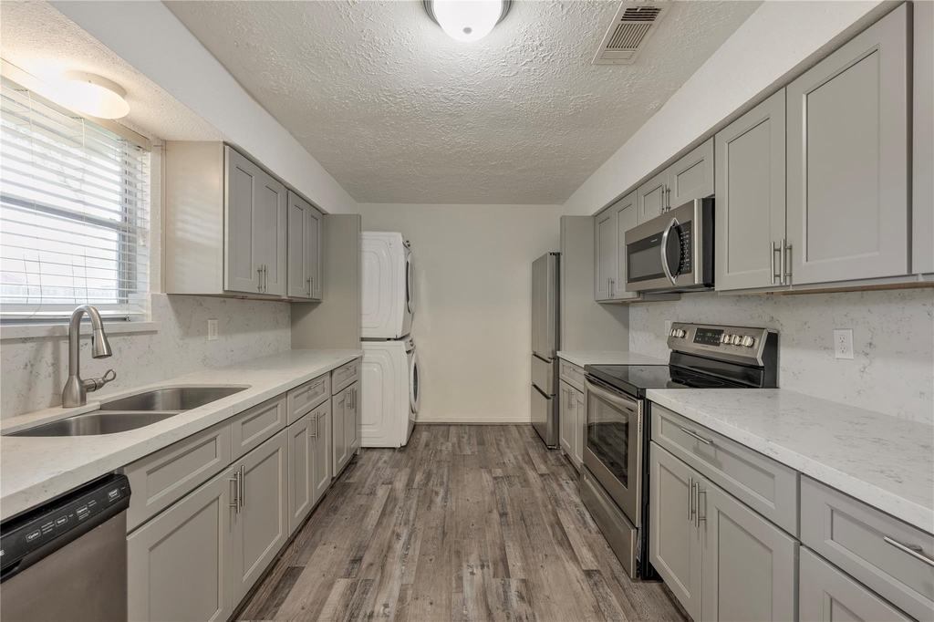 14119 Bella Drive - Photo 2