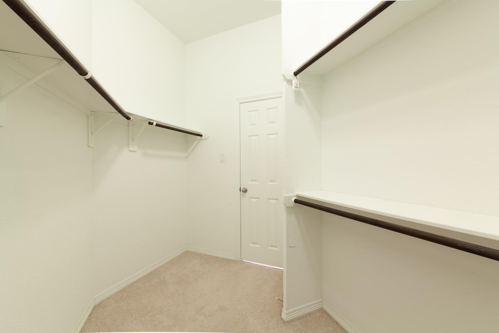 22138 Grand Mist Drive - Photo 19