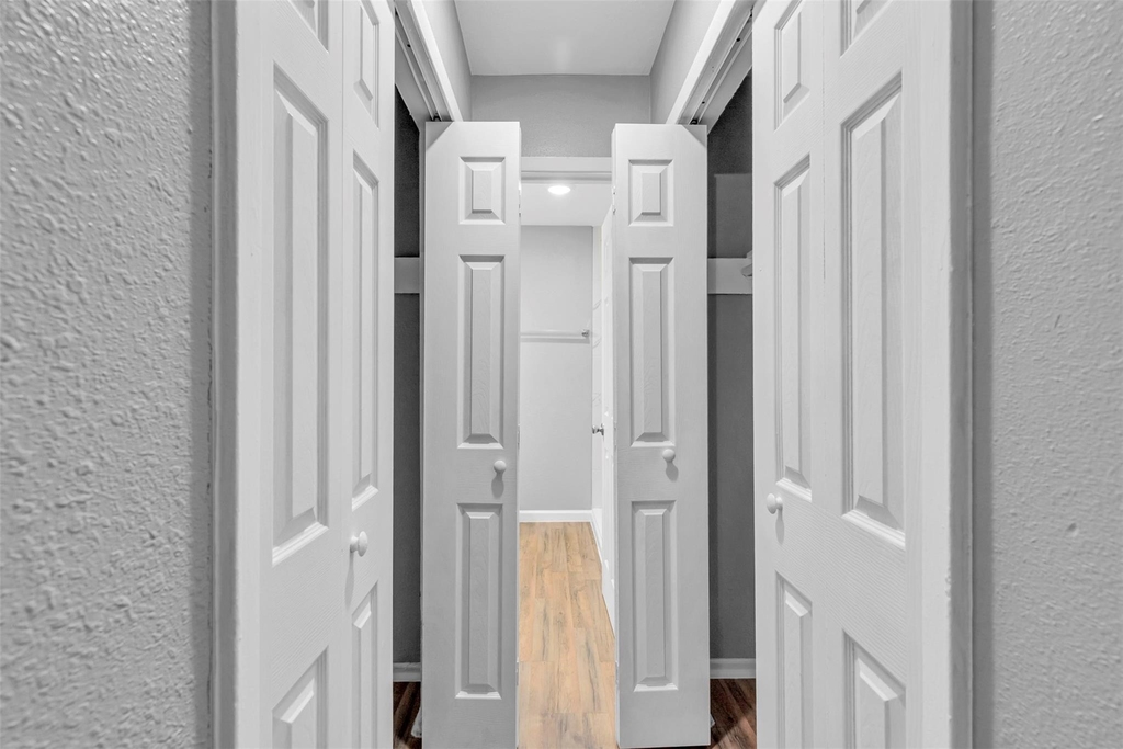 1840 Richmond Avenue - Photo 11