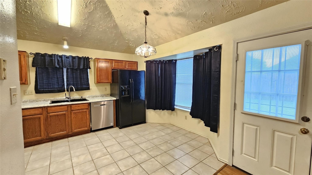 8731 Croteau Drive - Photo 8