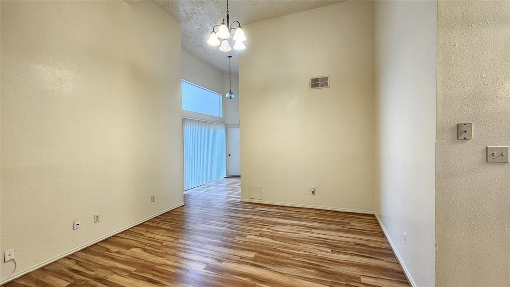 8731 Croteau Drive - Photo 5