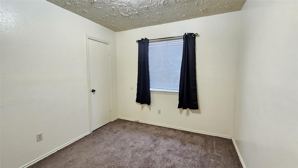 8731 Croteau Drive - Photo 18