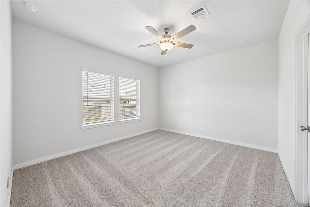 11605 Whirlaway Drive - Photo 9