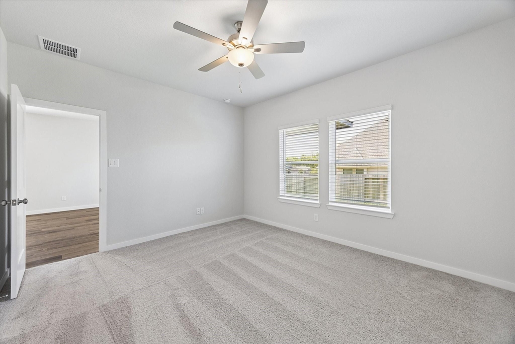 11605 Whirlaway Drive - Photo 11