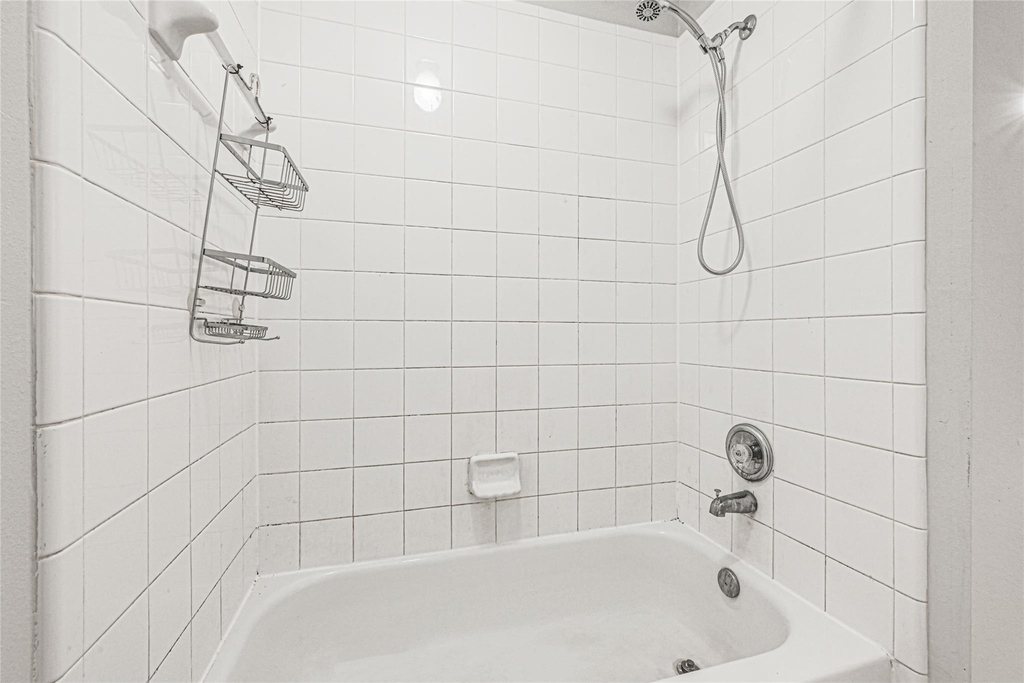 2311 Falcon Knoll Ln - Photo 23