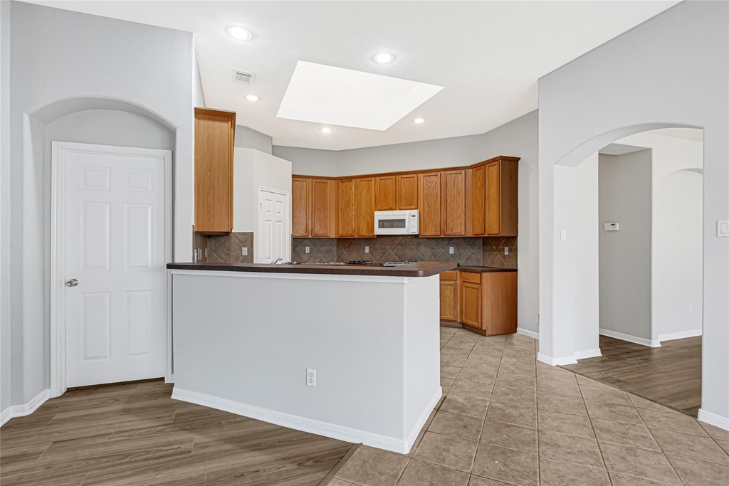 2311 Falcon Knoll Ln - Photo 12