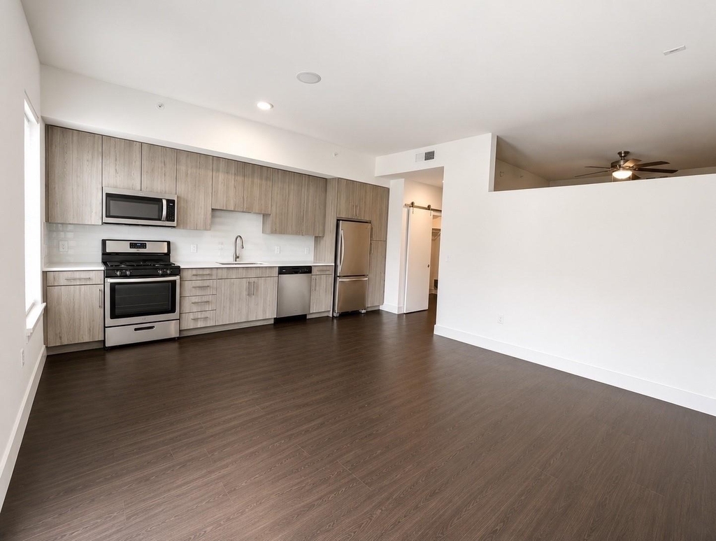 3120 Smith Street - Photo 1