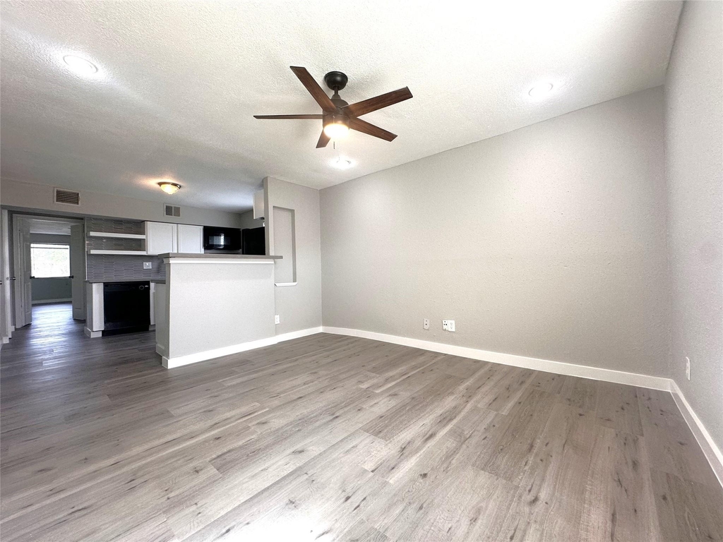 3214 Hutchins Street - Photo 0