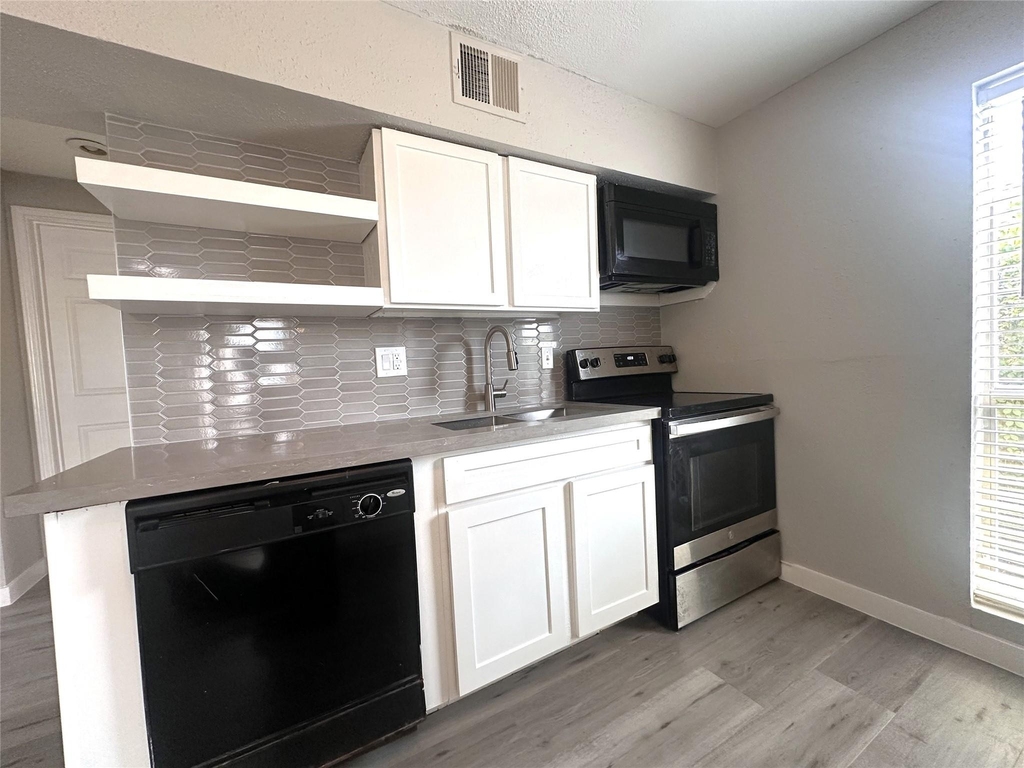 3214 Hutchins Street - Photo 4