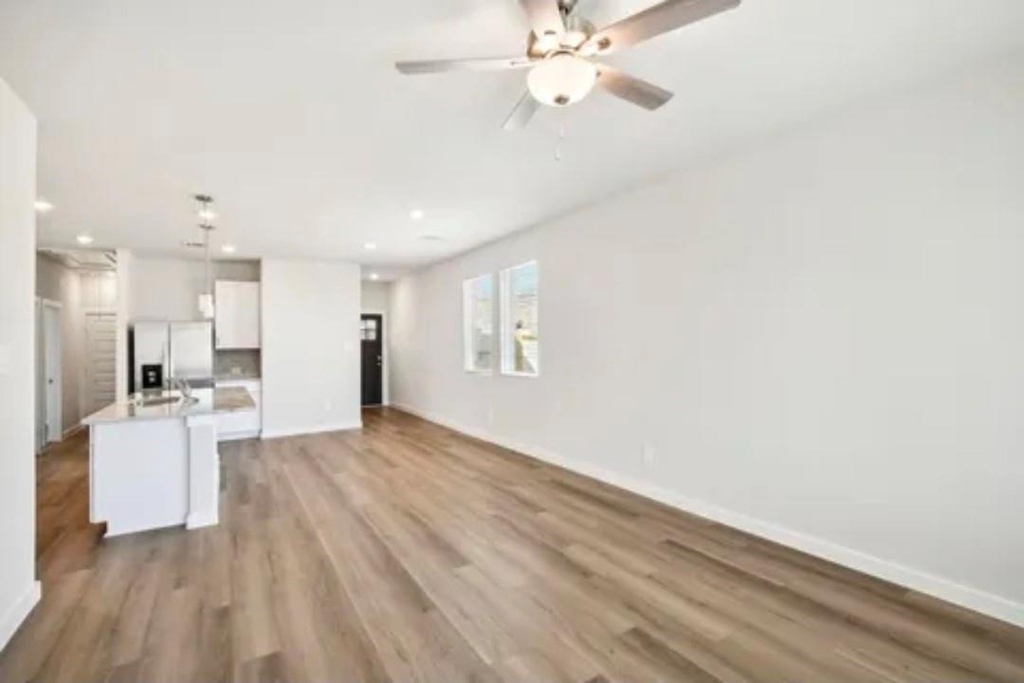 9450 Herons Preserve - Photo 8