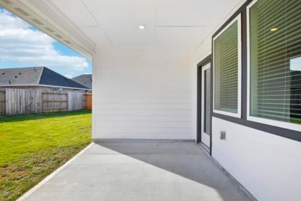9450 Herons Preserve - Photo 37