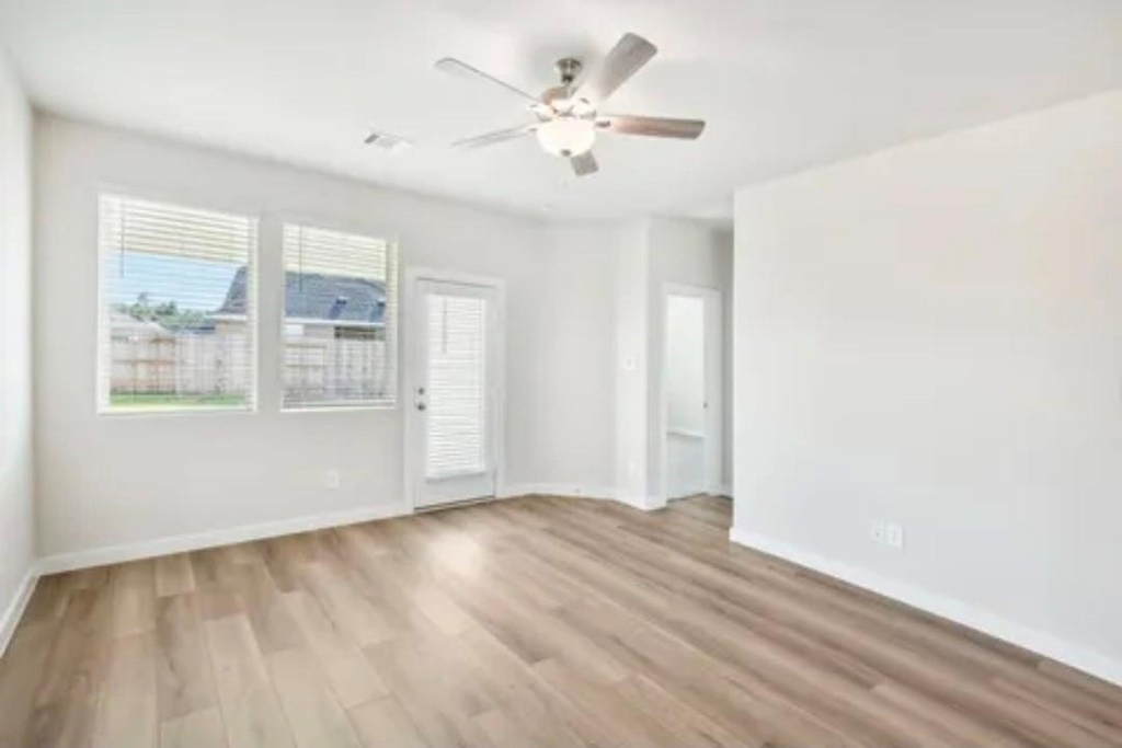9450 Herons Preserve - Photo 5