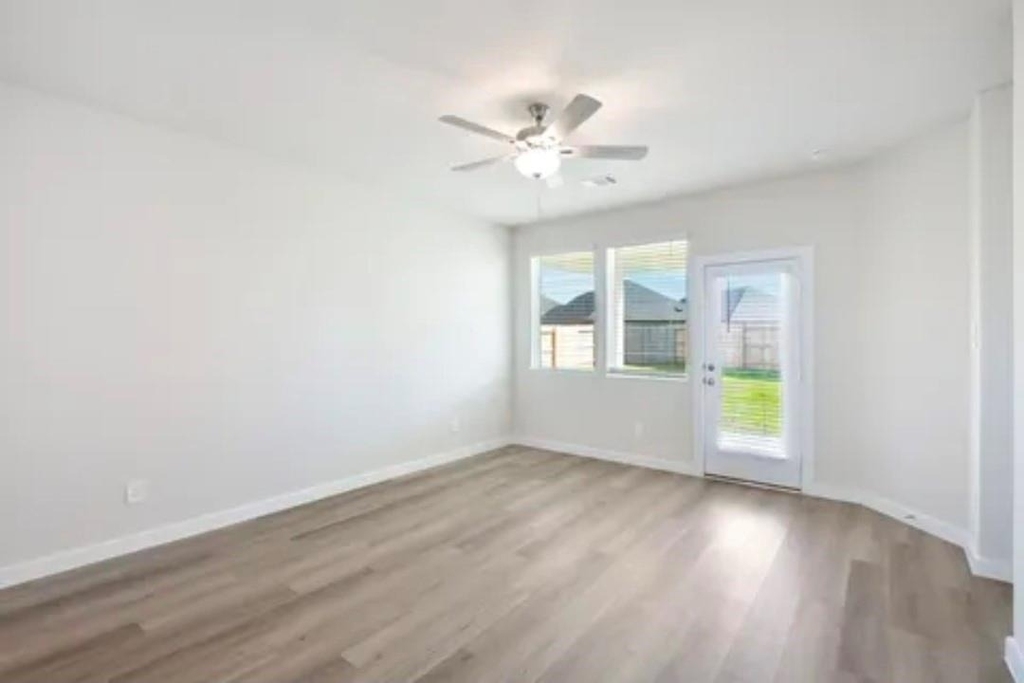 9450 Herons Preserve - Photo 15