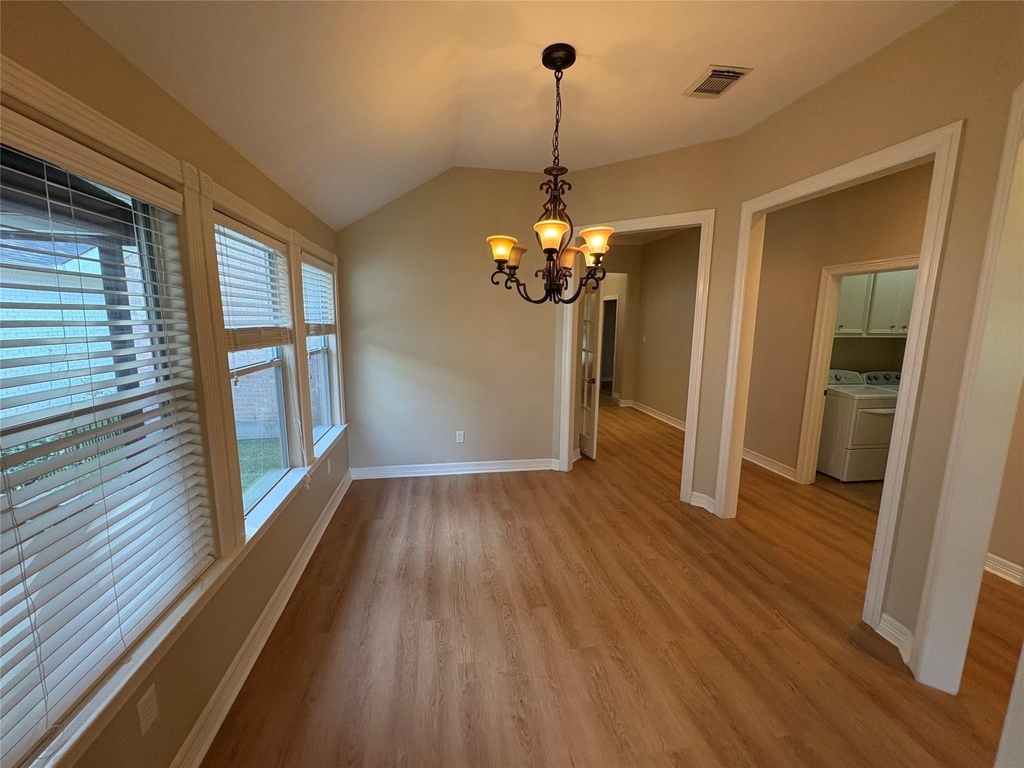 3618 Country Club Boulevard - Photo 3