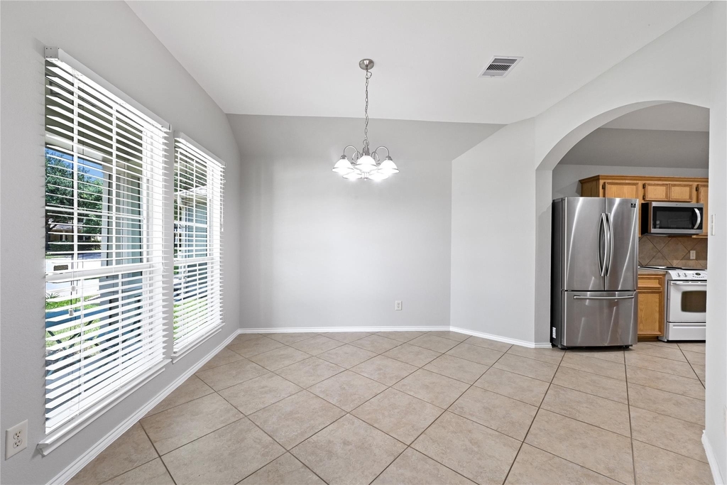 17215 Kobuk Valley Circle - Photo 5