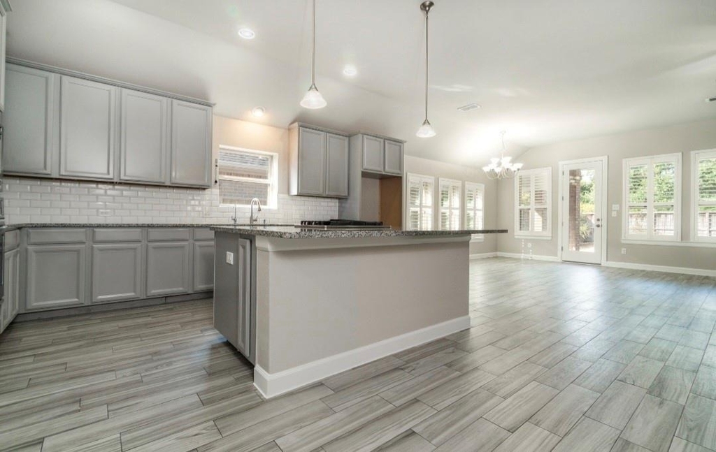 9615 Spring Court - Photo 3
