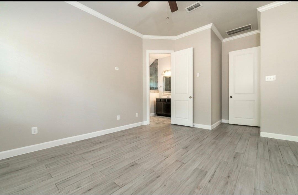9615 Spring Court - Photo 8