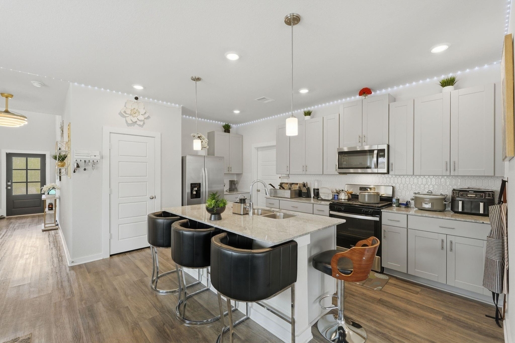 1734 Cayden Oak Lane - Photo 9