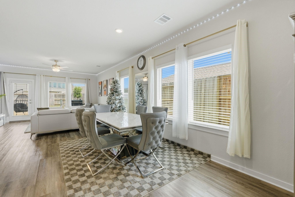 1734 Cayden Oak Lane - Photo 7