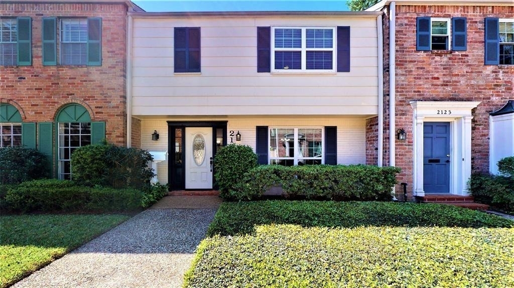 2121 Winrock Boulevard - Photo 0