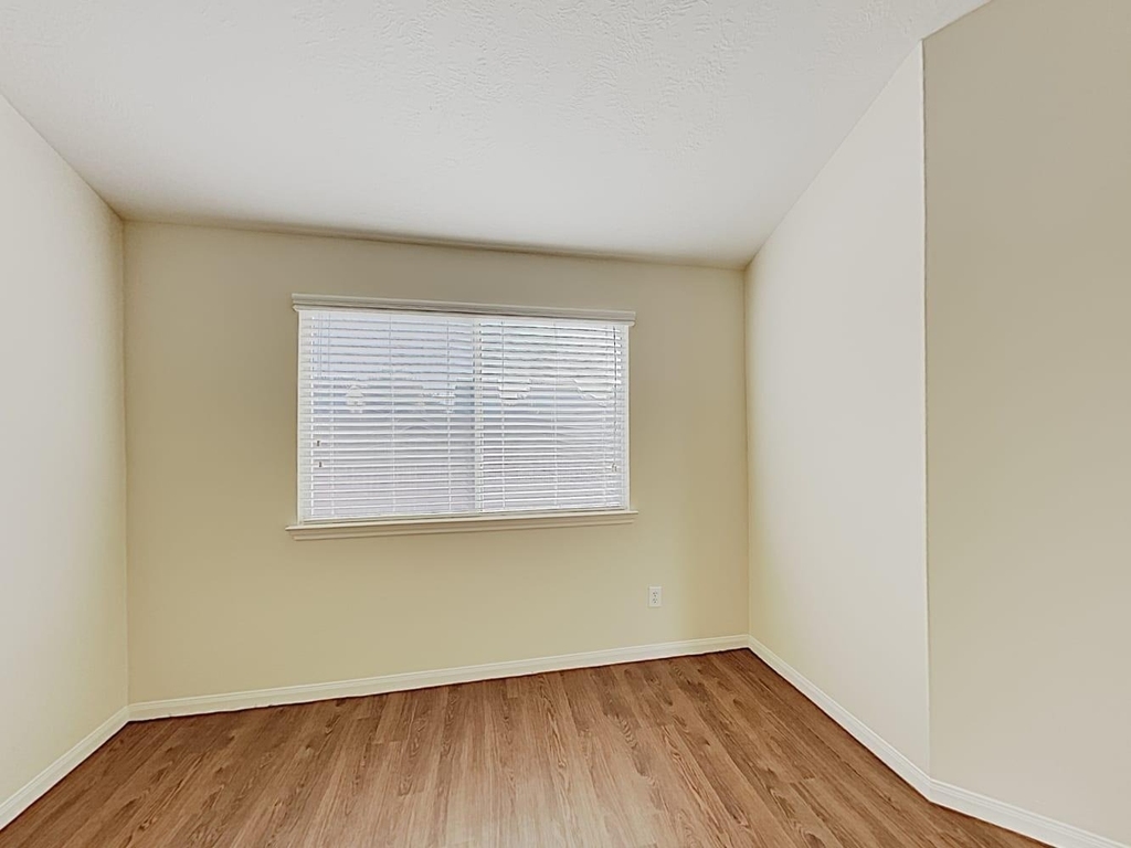 6002 Deep South Drive - Photo 5